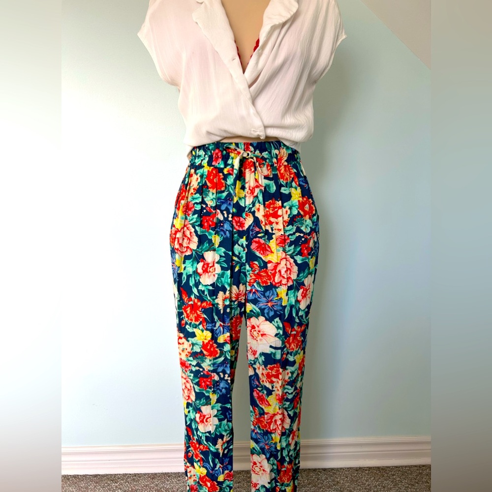 MinkPink High Waisted Joggers